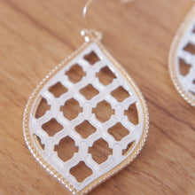 Load image into Gallery viewer, Filigree Earrings